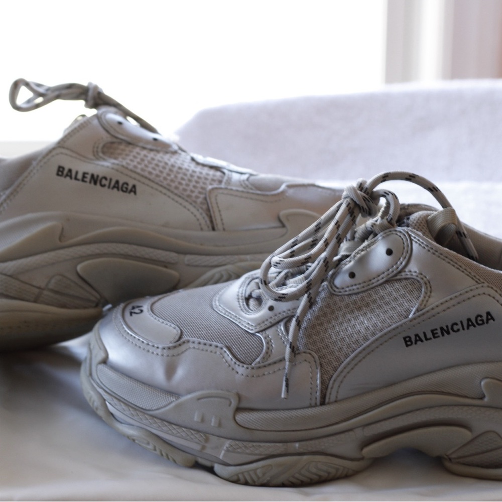 Balenciaga Silver Sneakers - Picture 8 of 10